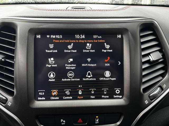 Photo of 2022 Sting Gray Clearcoat Jeep Cherokee