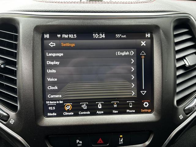 Photo of 2022 Sting Gray Clearcoat Jeep Cherokee