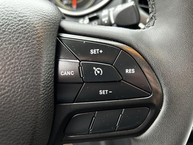 Photo of 2022 Sting Gray Clearcoat Jeep Cherokee