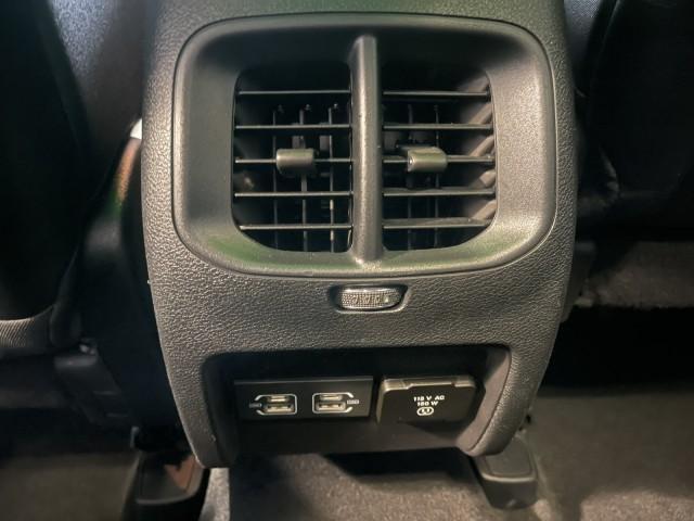 Photo of 2022 Sting Gray Clearcoat Jeep Cherokee