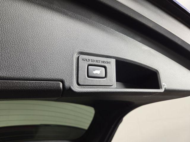 Photo of 2021 Apex Blue Pearl Acura RDX