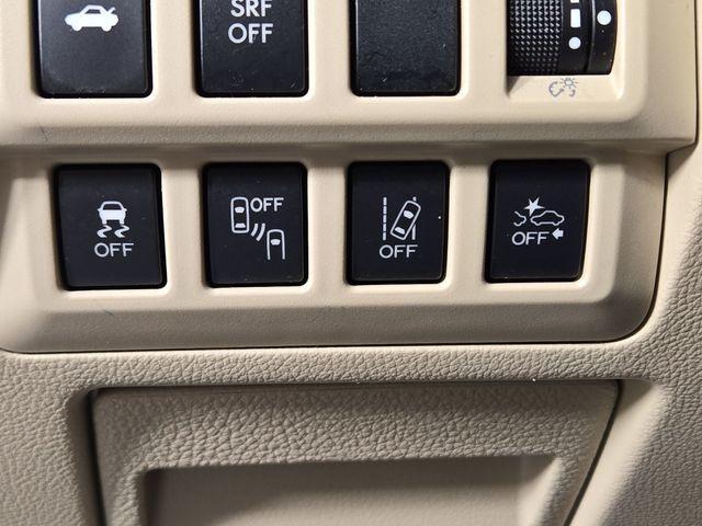 Photo of 2015 Tungsten Metallic Subaru Legacy