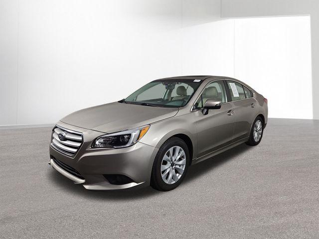 Photo of 2015 Tungsten Metallic Subaru Legacy