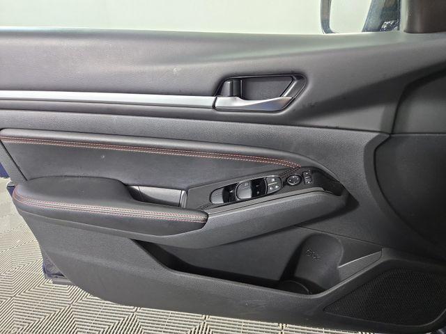 Photo of 2023 Deep Blue Pearl Nissan Altima