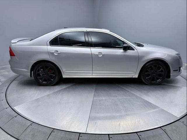 Photo of 2012 Ingot Silver Metallic Ford Fusion