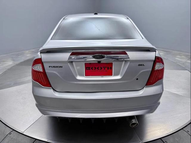 Photo of 2012 Ingot Silver Metallic Ford Fusion