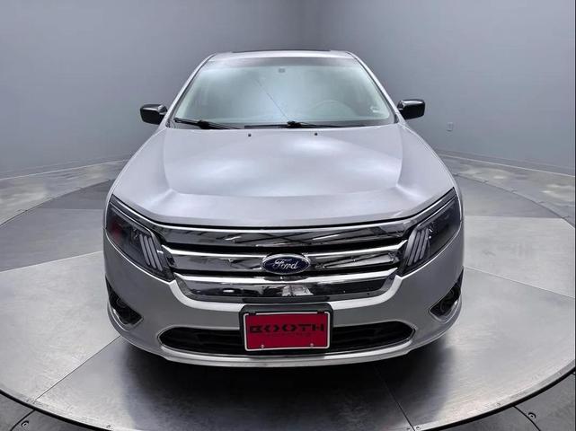 Photo of 2012 Ingot Silver Metallic Ford Fusion