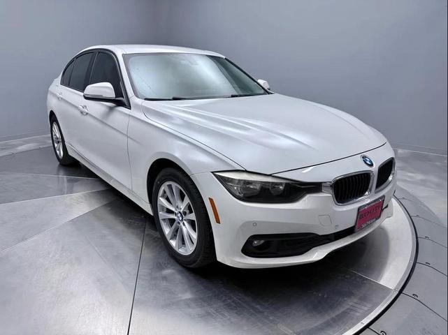 Photo of 2016 White BMW 320