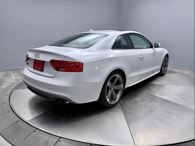 Photo of 2016 White Audi S5