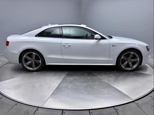 Photo of 2016 White Audi S5