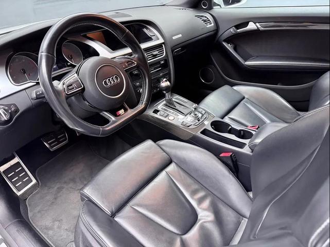 Photo of 2016 White Audi S5