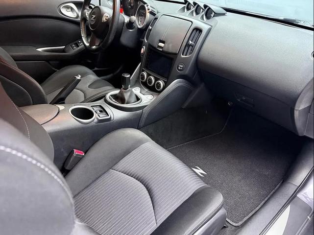 Photo of 2020 Gun Metallic Nissan 370Z
