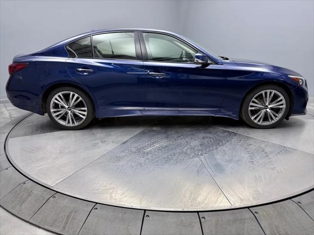 Photo of 2018 Blue INFINITI Q50