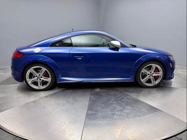 Photo of 2016 Sepang Blue Pearl Effect Audi TTS