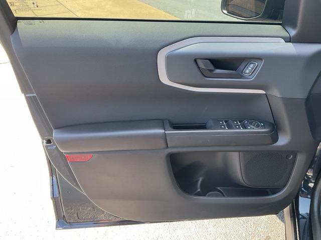 Photo of 2023 Alto Blue Metallic Tinted Clearcoat Ford Bronco Sport