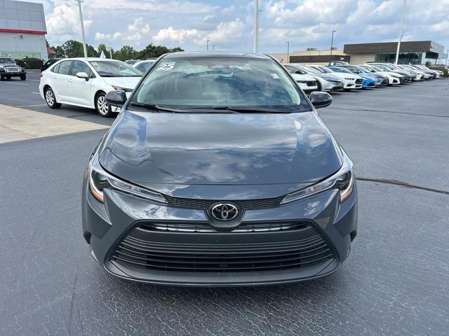 Photo of 2025 Celestite Toyota Corolla