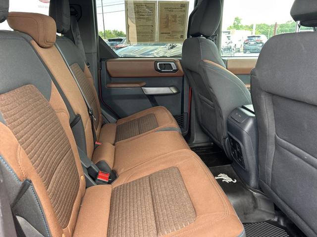 Photo of 2023 Hot Pepper Red Metallic Tinted Clearcoat Ford Bronco
