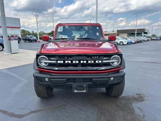 Photo of 2023 Hot Pepper Red Metallic Tinted Clearcoat Ford Bronco