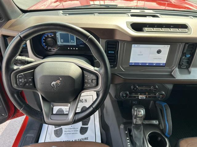 Photo of 2023 Hot Pepper Red Metallic Tinted Clearcoat Ford Bronco