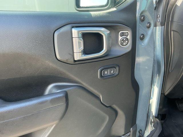 Photo of 2024 Anvil Clear Coat Jeep Wrangler