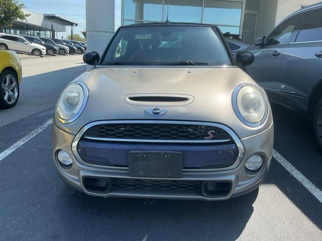 Photo of 2016 Melting Silver Metallic MINI Convertible