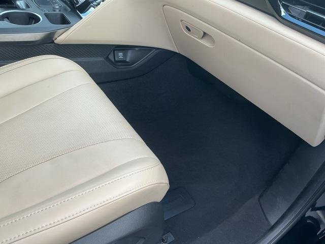 Photo of 2022 Majestic Black Pearl Acura MDX