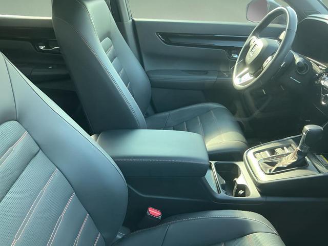 Photo of 2024 Meteorite Gray Metallic Honda CR-V Hybrid