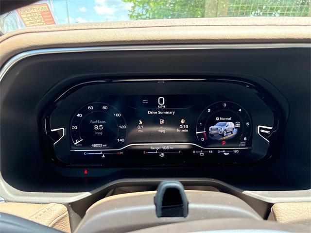 Photo of 2023 Pearl Beige Metallic GMC Yukon