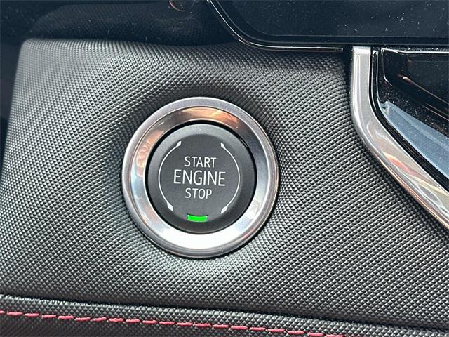 Photo of 2026 Summit White Chevrolet Colorado
