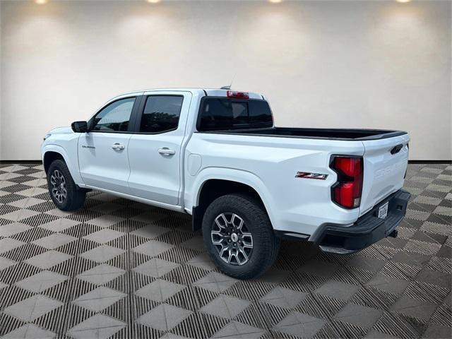 Photo of 2026 Summit White Chevrolet Colorado