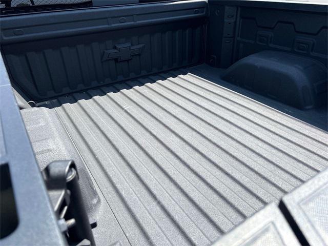 Photo of 2024 Black Chevrolet Silverado 1500