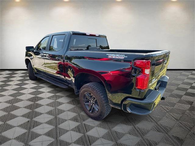 Photo of 2024 Black Chevrolet Silverado 1500