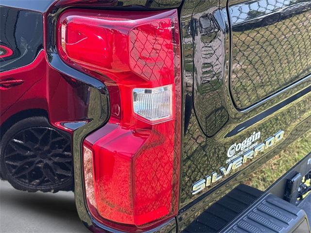 Photo of 2024 Black Chevrolet Silverado 1500