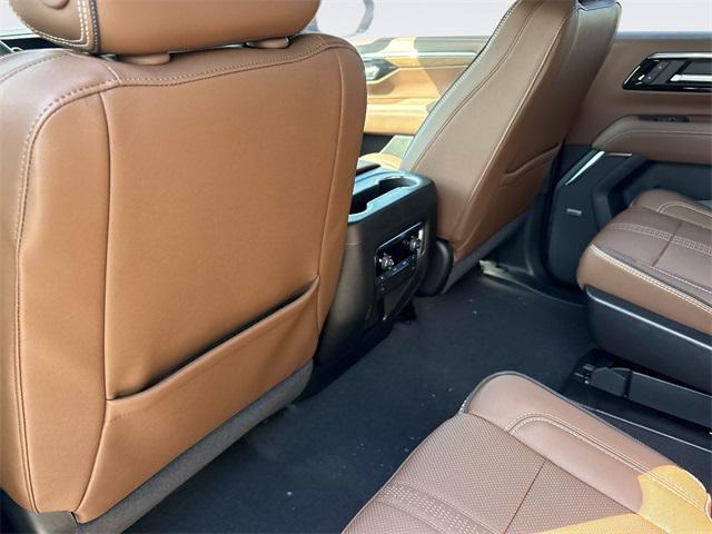 Photo of 2025 Black Chevrolet Suburban