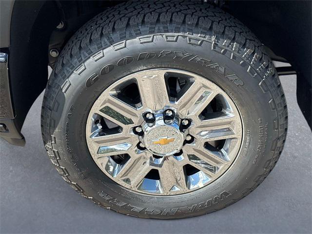 Photo of 2026 Black Chevrolet Silverado 2500