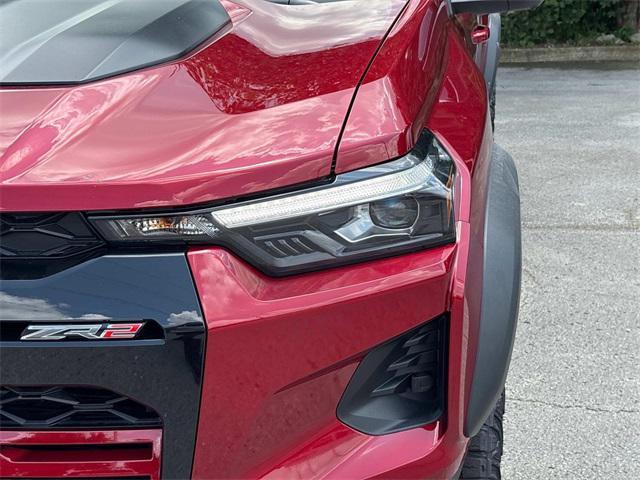 Photo of 2025 Radiant Red Tintcoat Chevrolet Colorado