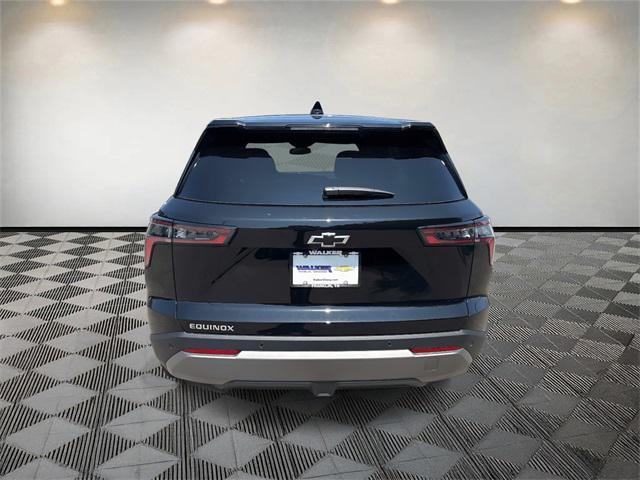 Photo of 2026 Mosaic Black Metallic Chevrolet Equinox
