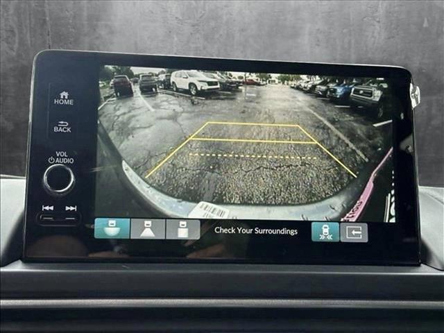 Photo of 2025 Platinum White Pearl Honda Pilot