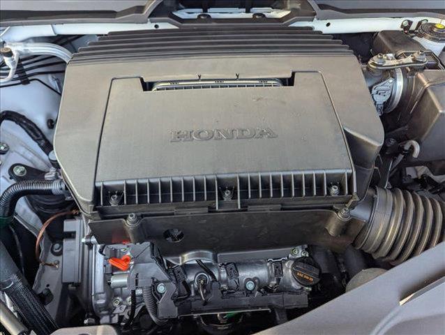 Photo of 2025 Platinum White Pearl Honda Pilot