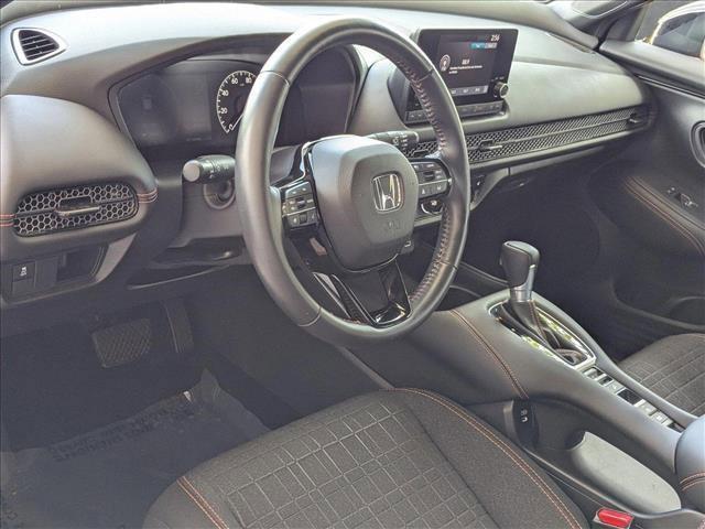 Photo of 2025 Milano Red Honda HR-V