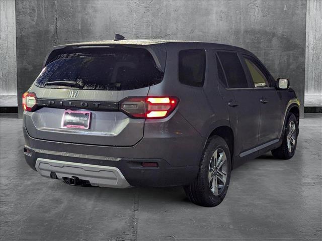 Photo of 2025 Modern Steel Metallic Honda Pilot