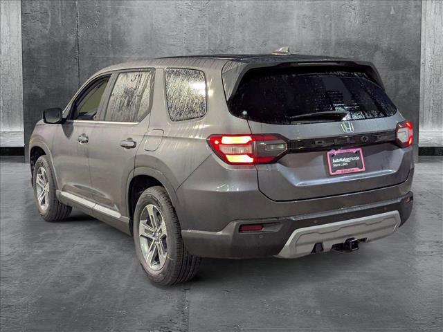 Photo of 2025 Modern Steel Metallic Honda Pilot