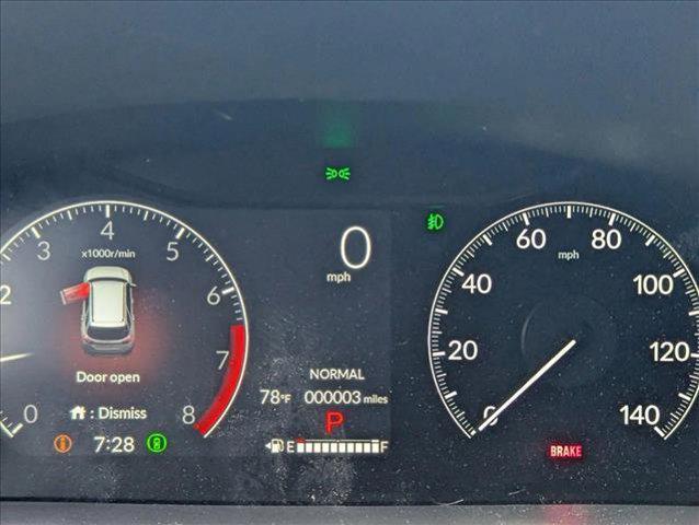 Photo of 2025 Platinum White Pearl Honda Pilot