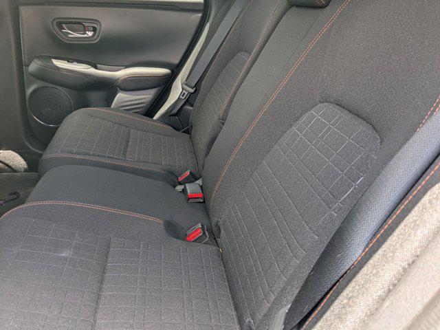 Photo of 2024 Platinum White Pearl Honda HR-V