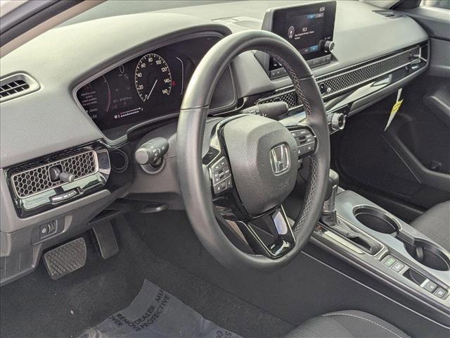 Photo of 2024 Platinum White Pearl Honda Civic