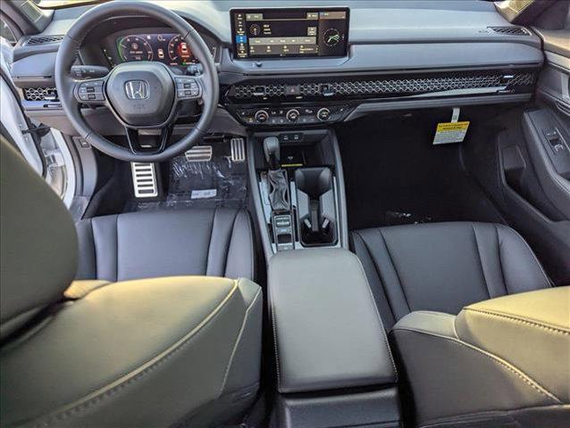 Photo of 2025 Platinum White Pearl Honda Accord Hybrid