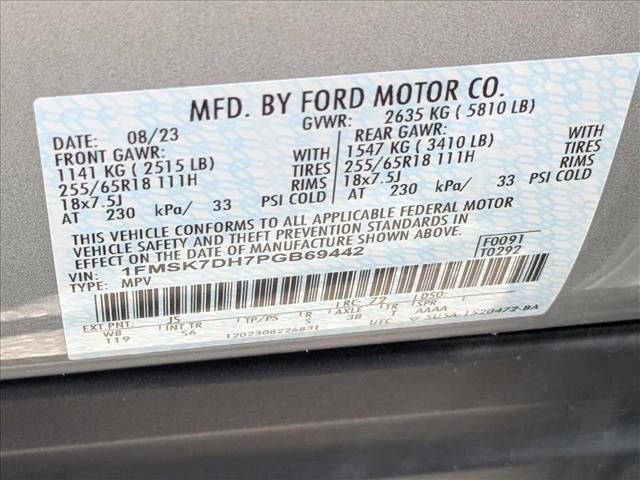 Photo of 2023 Iconic Silver Metallic Ford Explorer