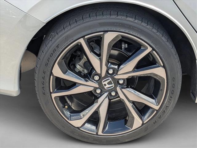 Photo of 2020 Modern Steel Metallic Honda Civic