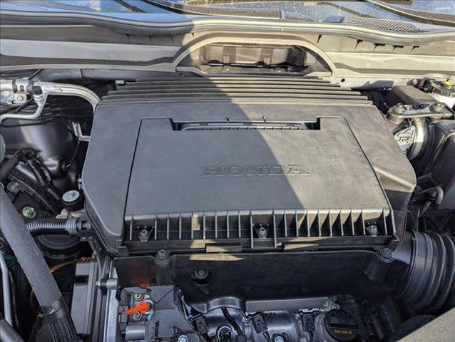 Photo of 2025 Modern Steel Metallic Honda Pilot