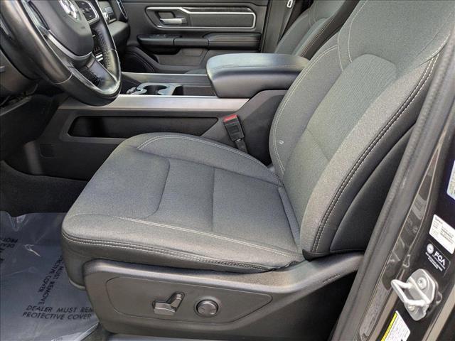 Photo of 2022 Granite Crystal Metallic Clearcoat RAM 1500